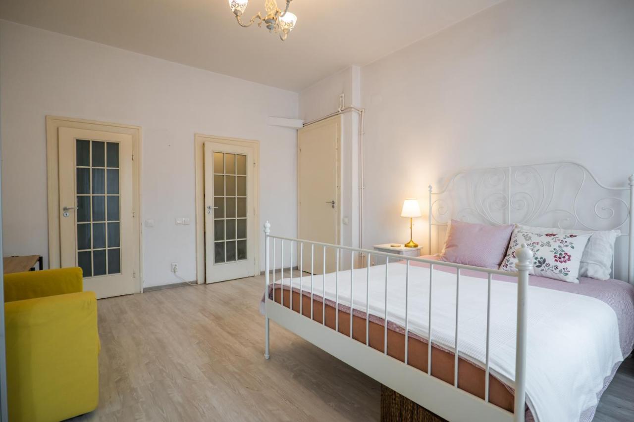 Bucharest Cozy Studio Bagian luar foto