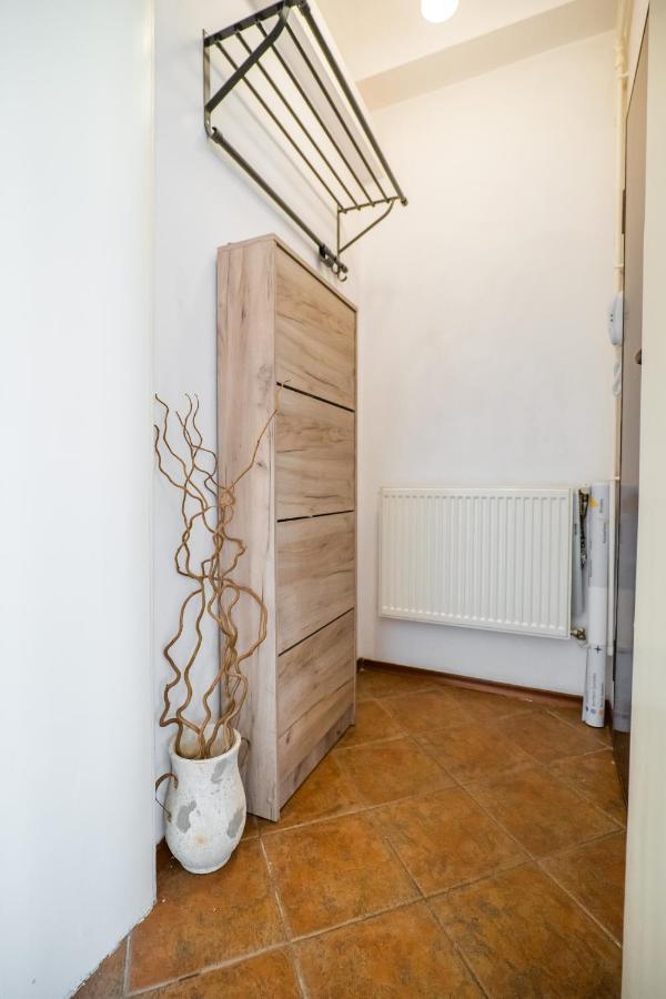 Bucharest Cozy Studio Bagian luar foto